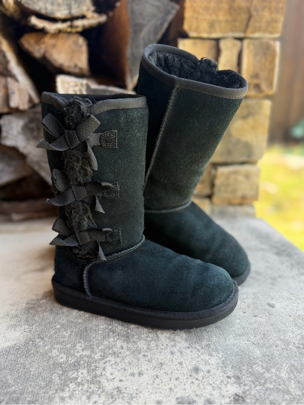 Koolaburra By UGG girls Black Suede Victoria Bow-Back Winter Boots Sz-1.  K